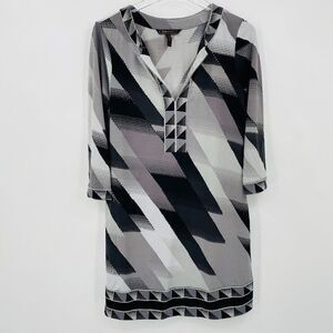 BCBG Maxazria Size Small Black & Gray Abstract Art Deco V Neck Mini Shift Dress